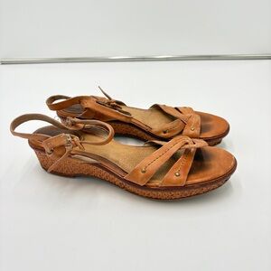 Vintage Frye Brown Leather Ratan Sandals Platform Wedge Ankle Strap Women’s Sz 8